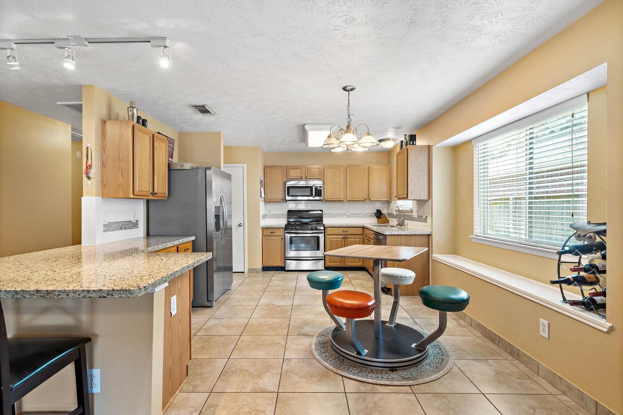 18223 Lundar Lane Property Photo 5