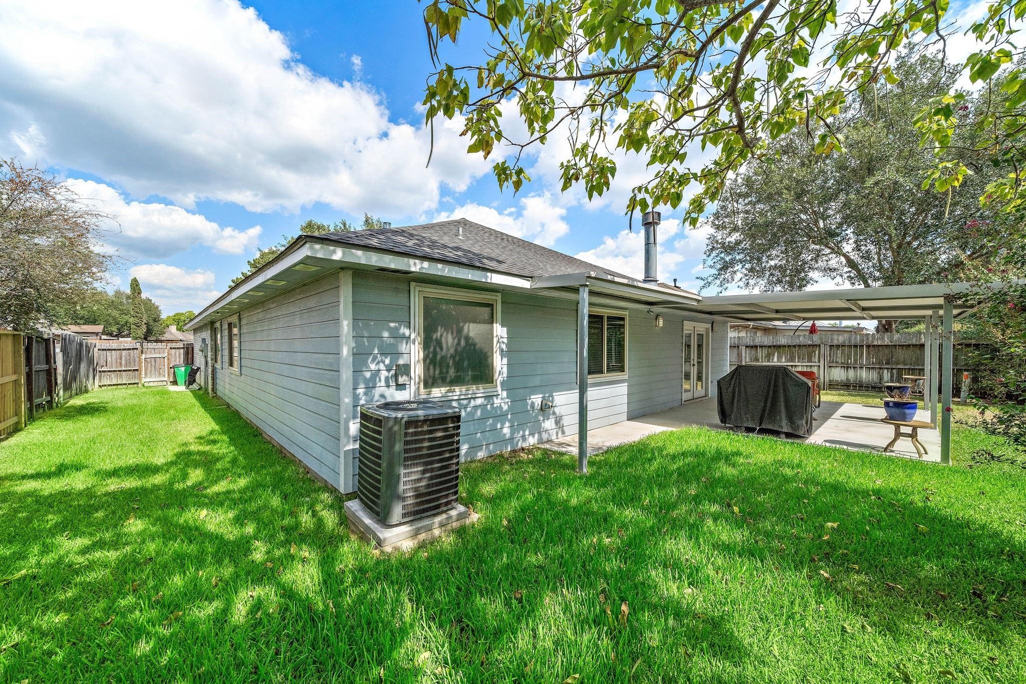 18223 Lundar Lane Property Photo 11