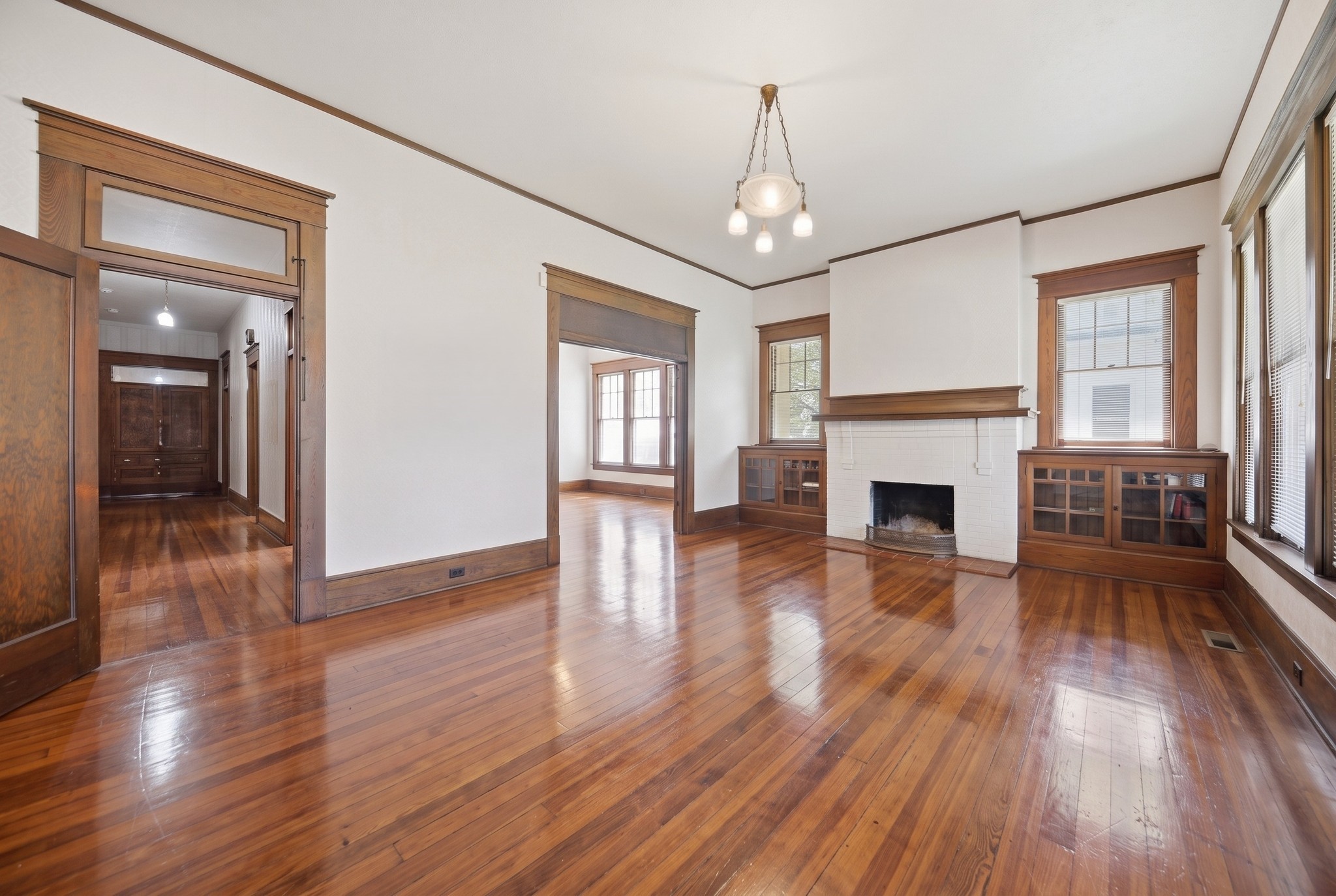 405 College Avenue Property Photo 2