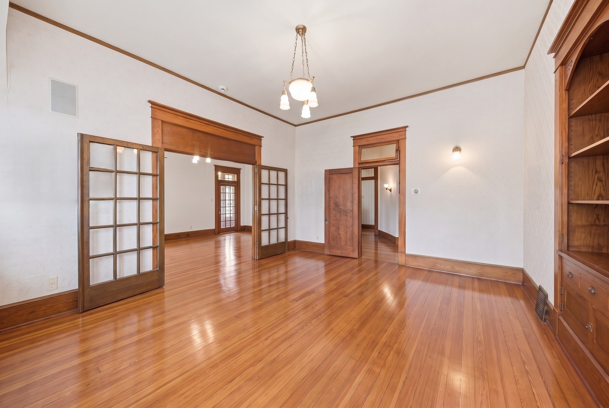 405 College Avenue Property Photo 13