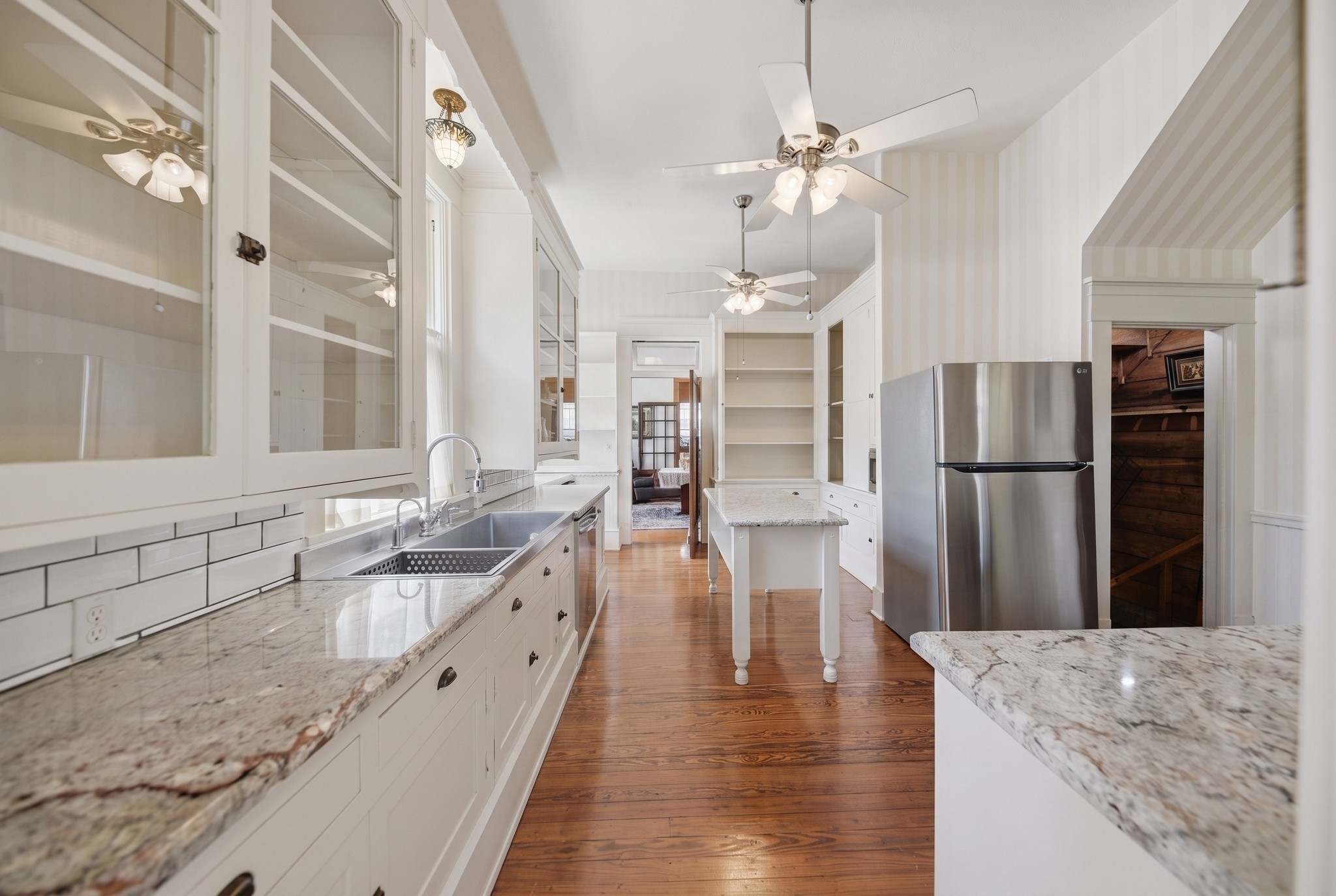 405 College Avenue Property Photo 14