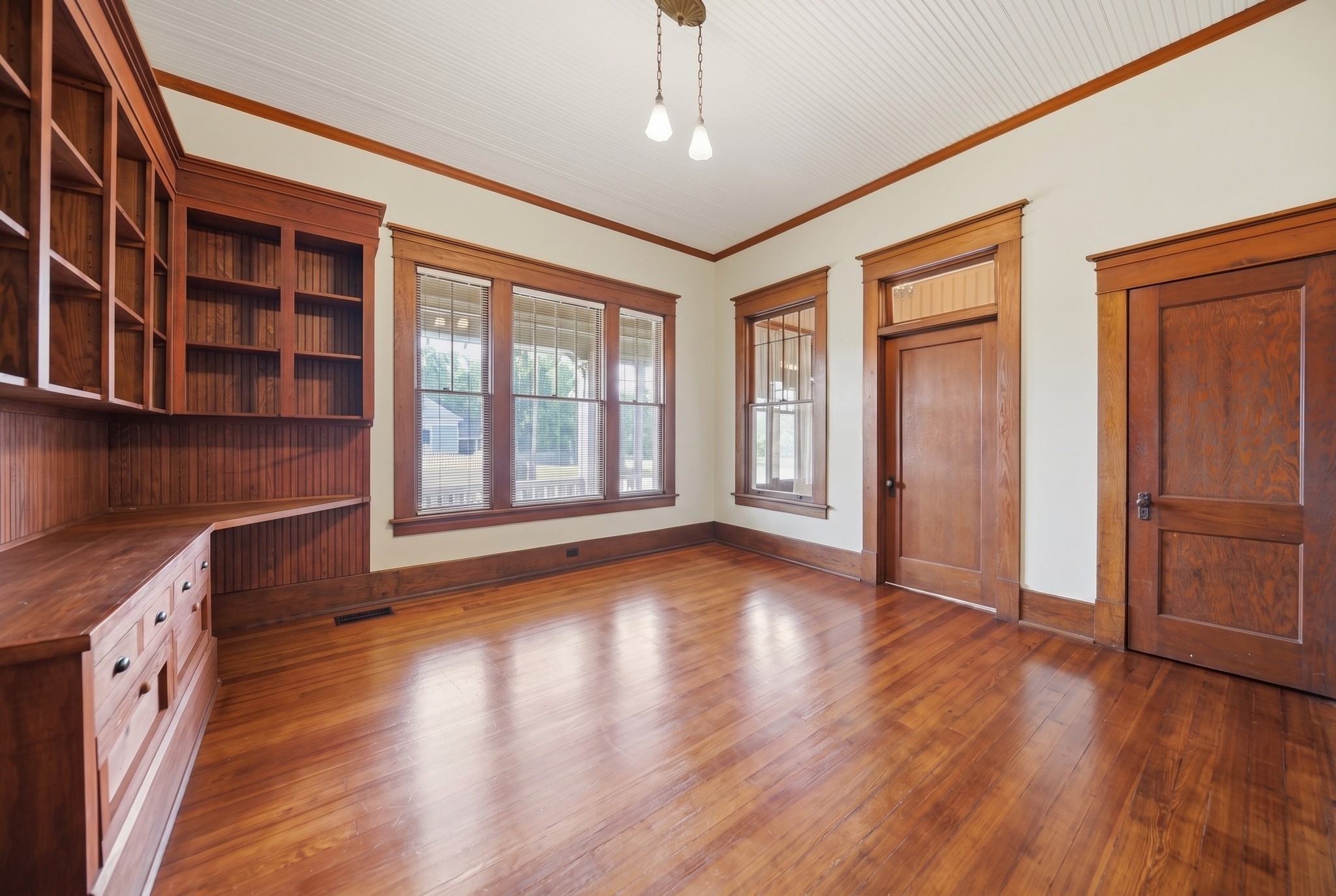 405 College Avenue Property Photo 20