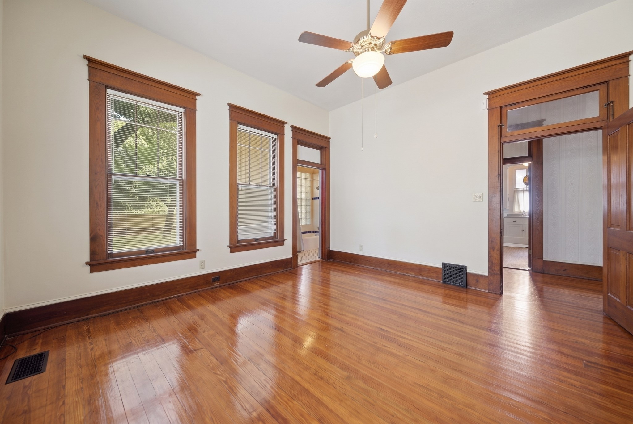 405 College Avenue Property Photo 26