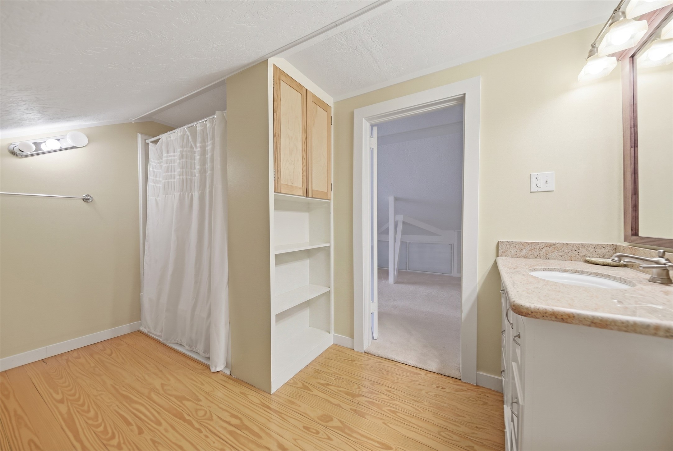 405 College Avenue Property Photo 33
