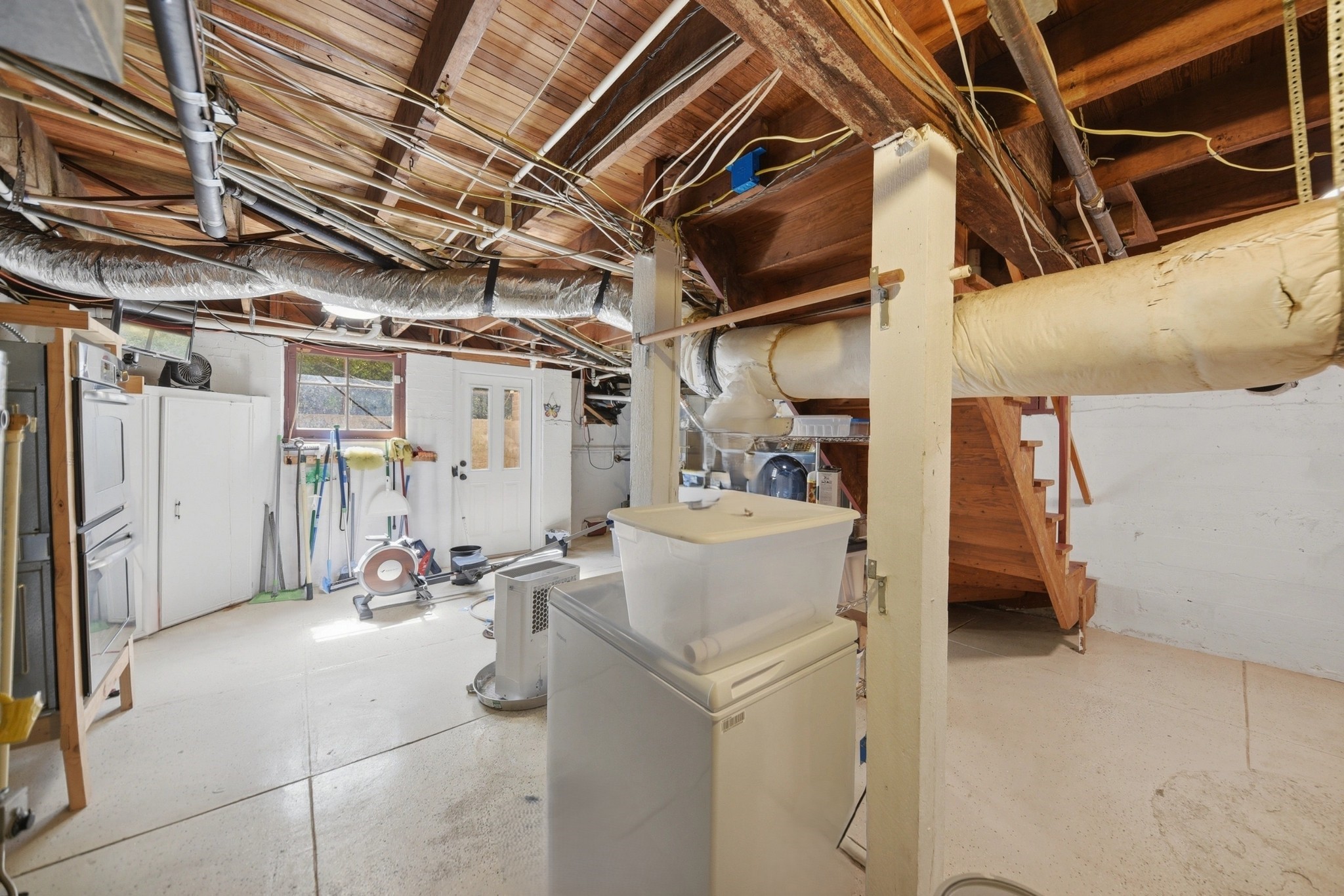 405 College Avenue Property Photo 36