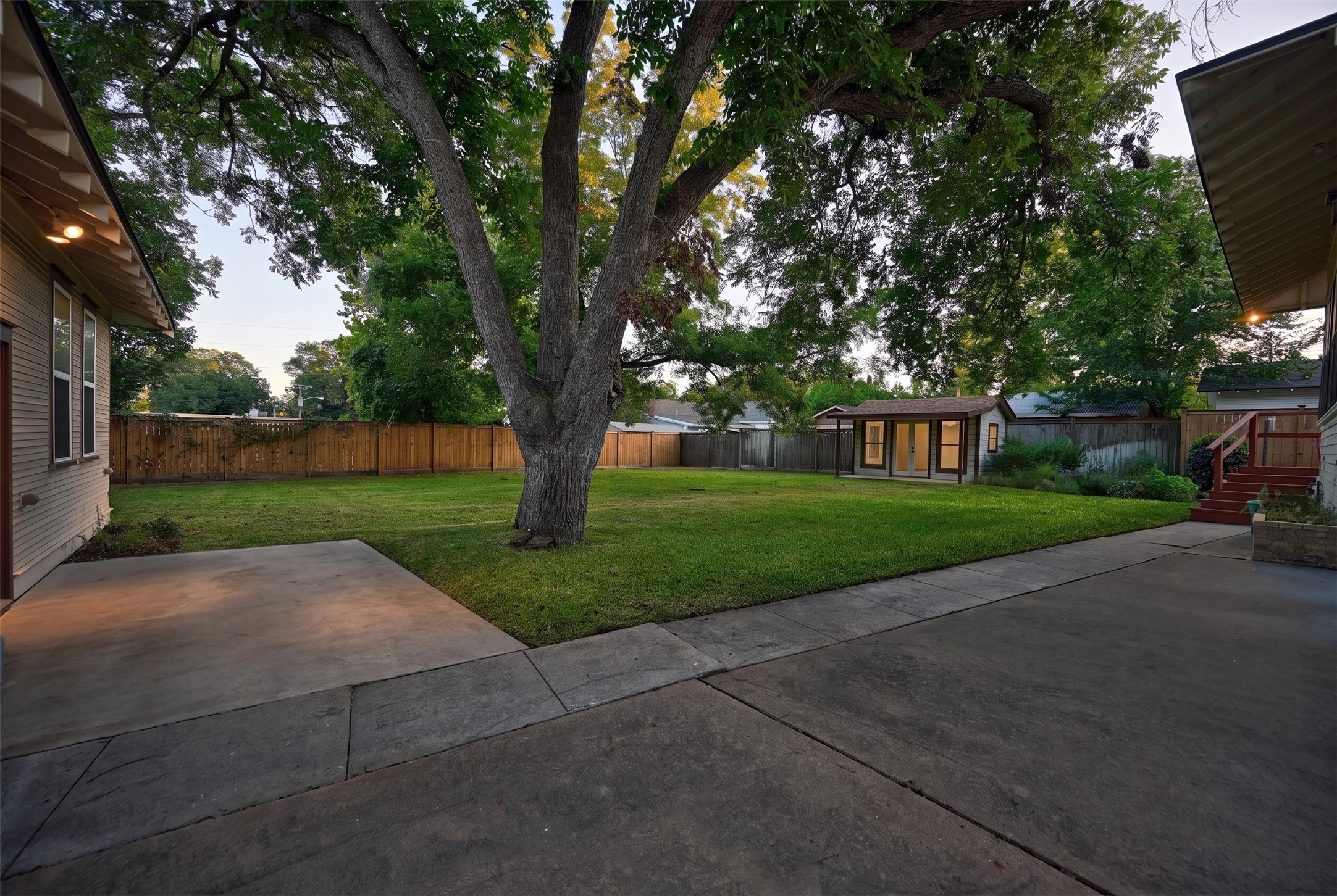 405 College Avenue Property Photo 39