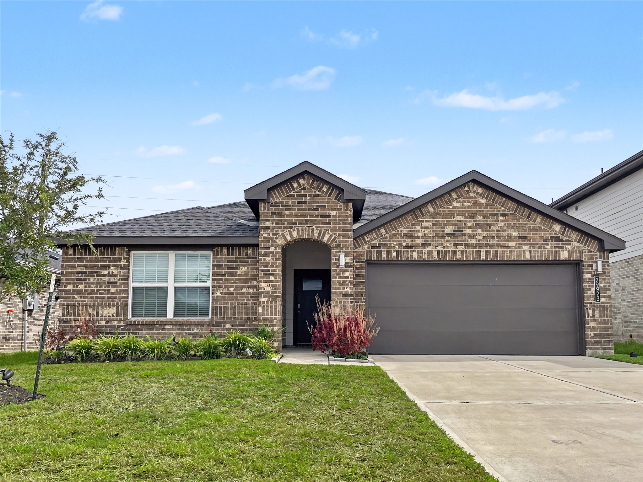 29923 Gallatin River Lane Property Photo 1