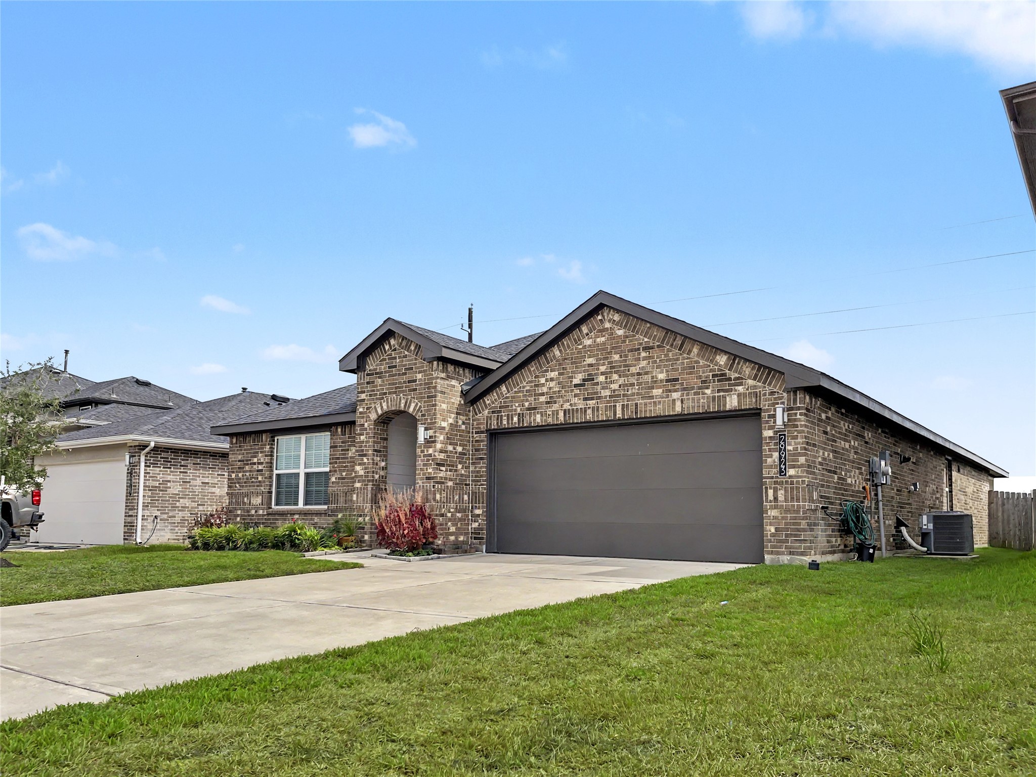 29923 Gallatin River Lane Property Photo 3