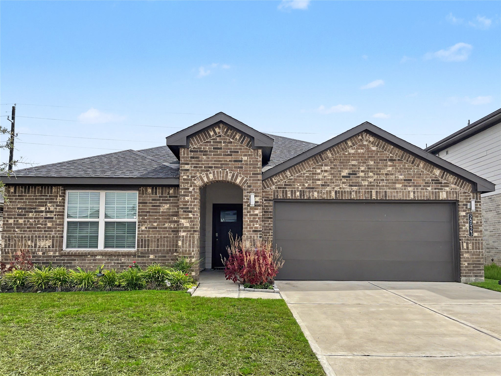 29923 Gallatin River Lane Property Photo 3
