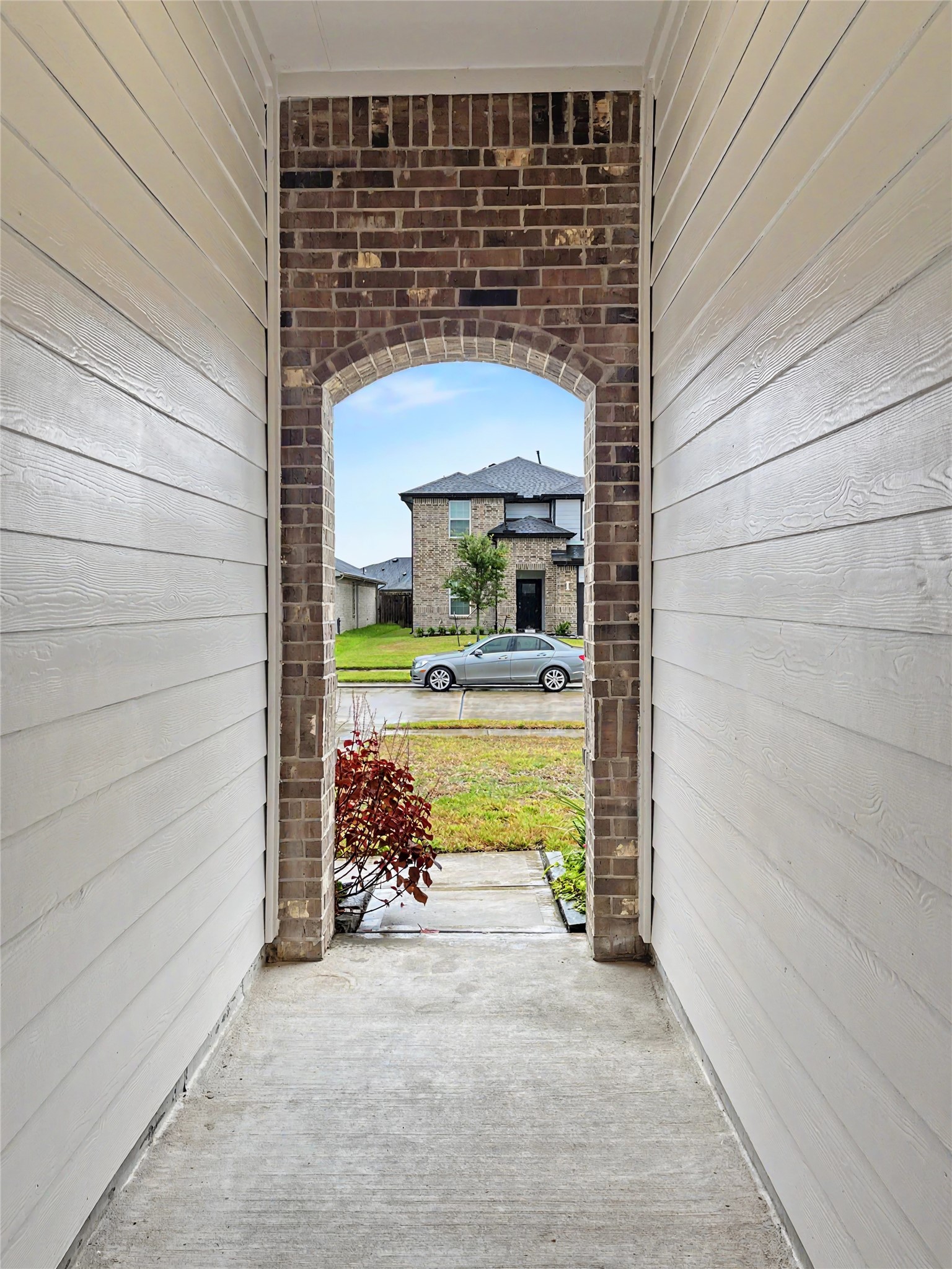 29923 Gallatin River Lane Property Photo 5