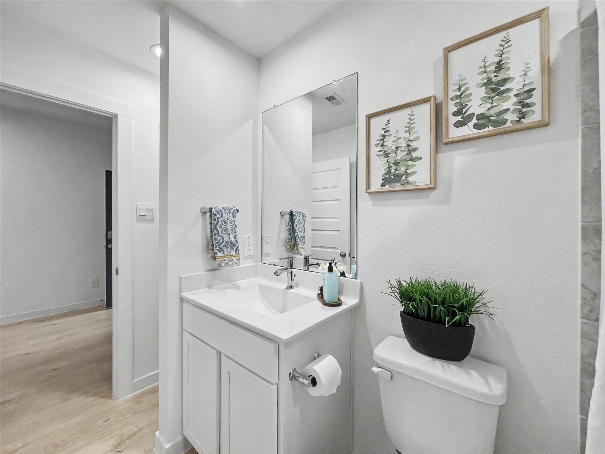 29923 Gallatin River Lane Property Photo 10