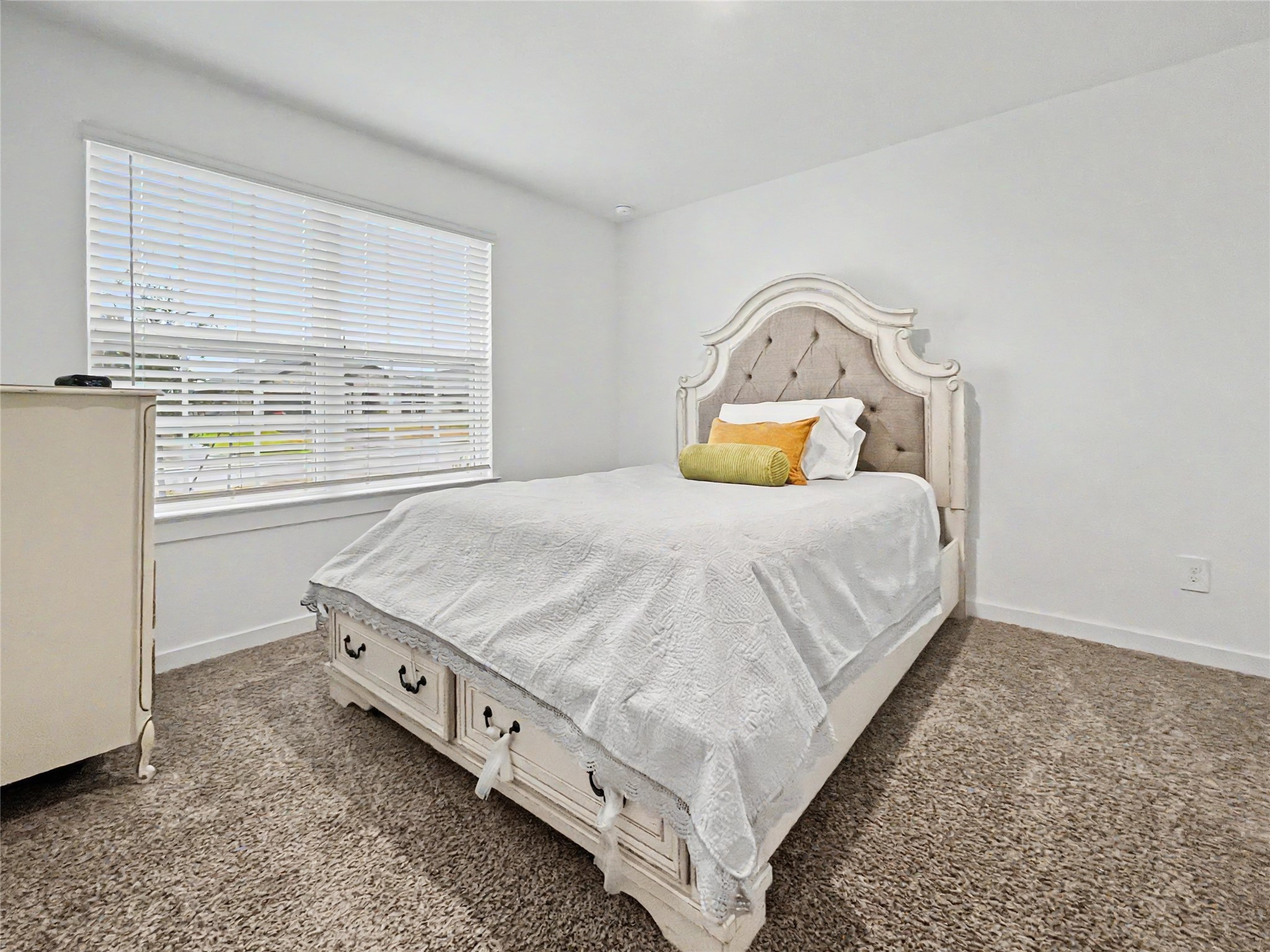 29923 Gallatin River Lane Property Photo 14