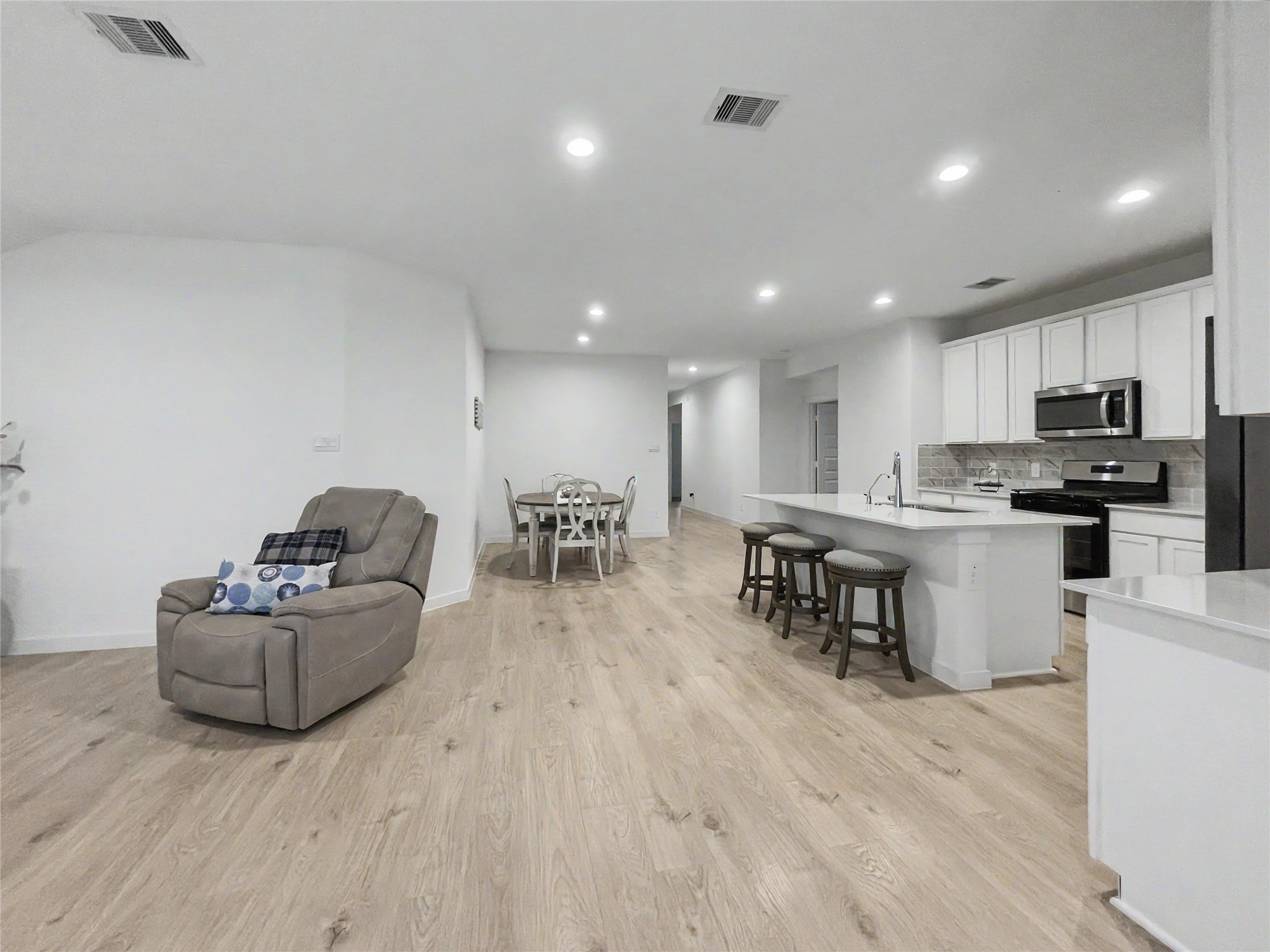 29923 Gallatin River Lane Property Photo 20