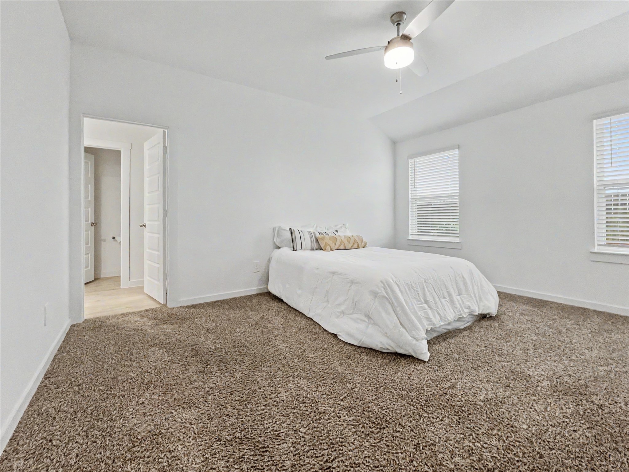 29923 Gallatin River Lane Property Photo 30