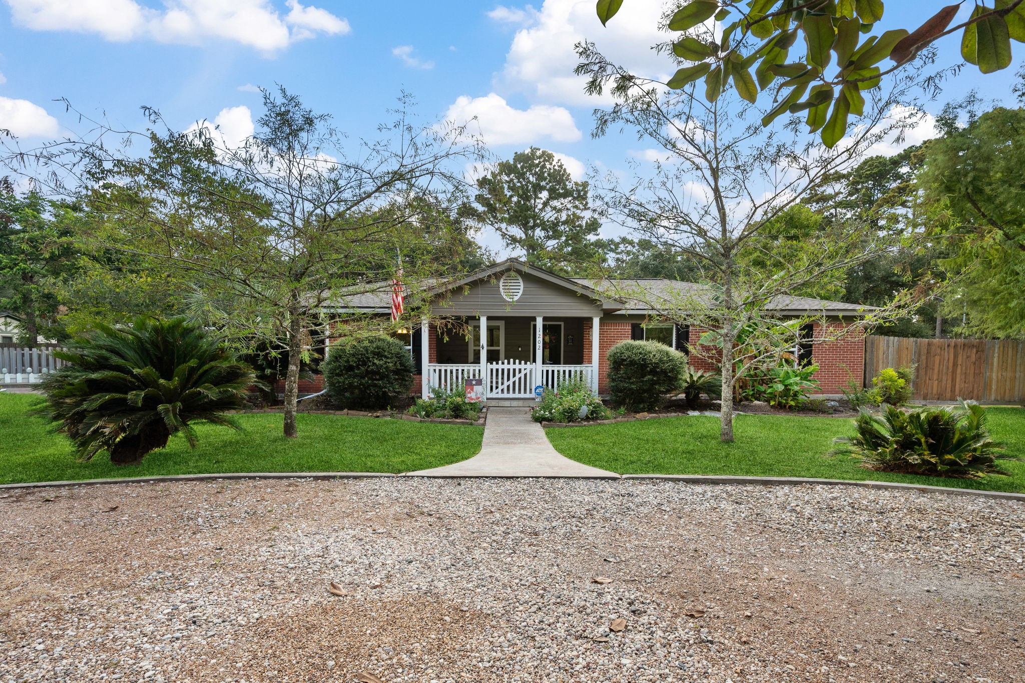 1202 Forest Cove Drive Property Photo 1