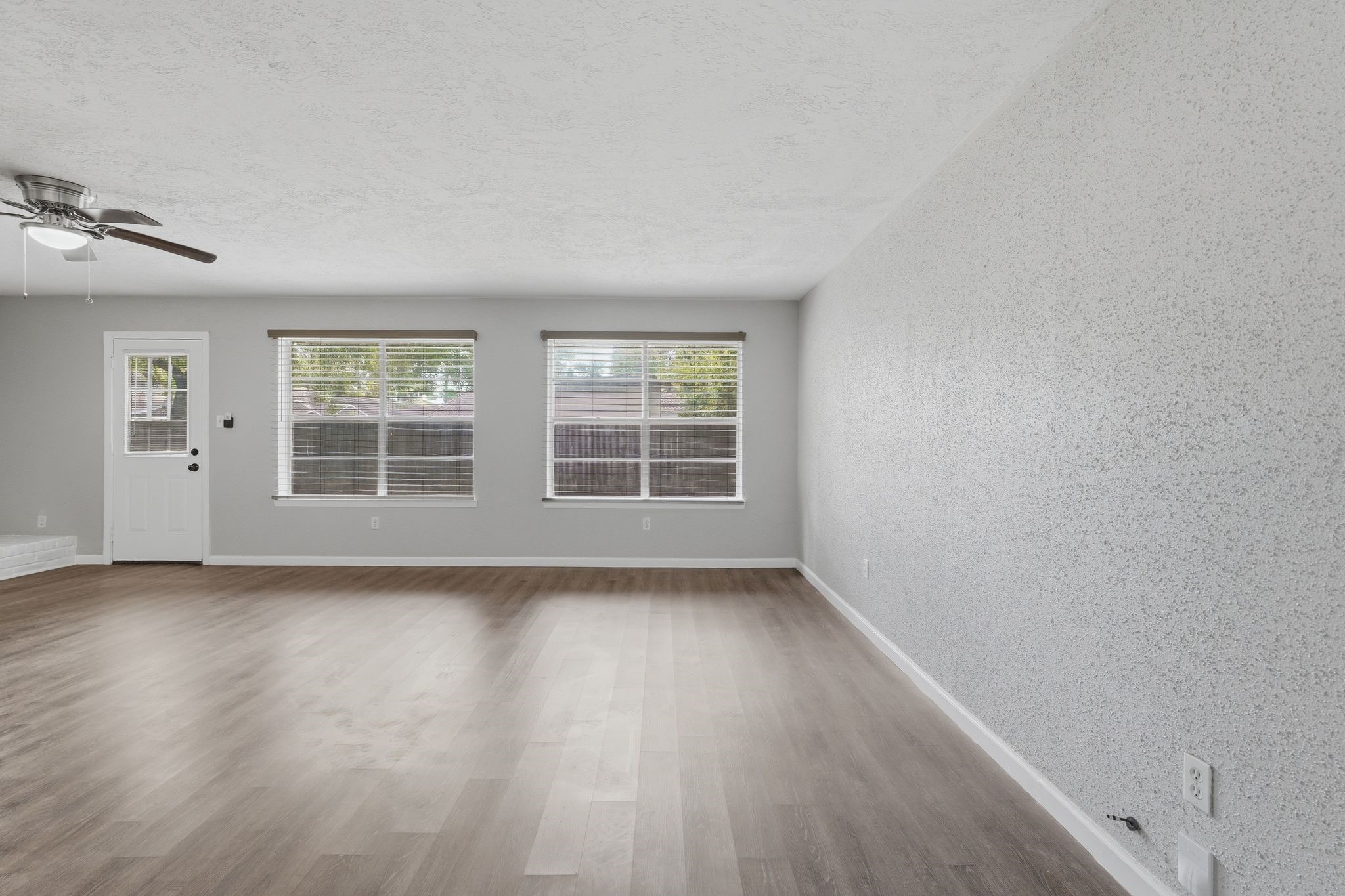 5531 Maplegate Drive Property Photo 12