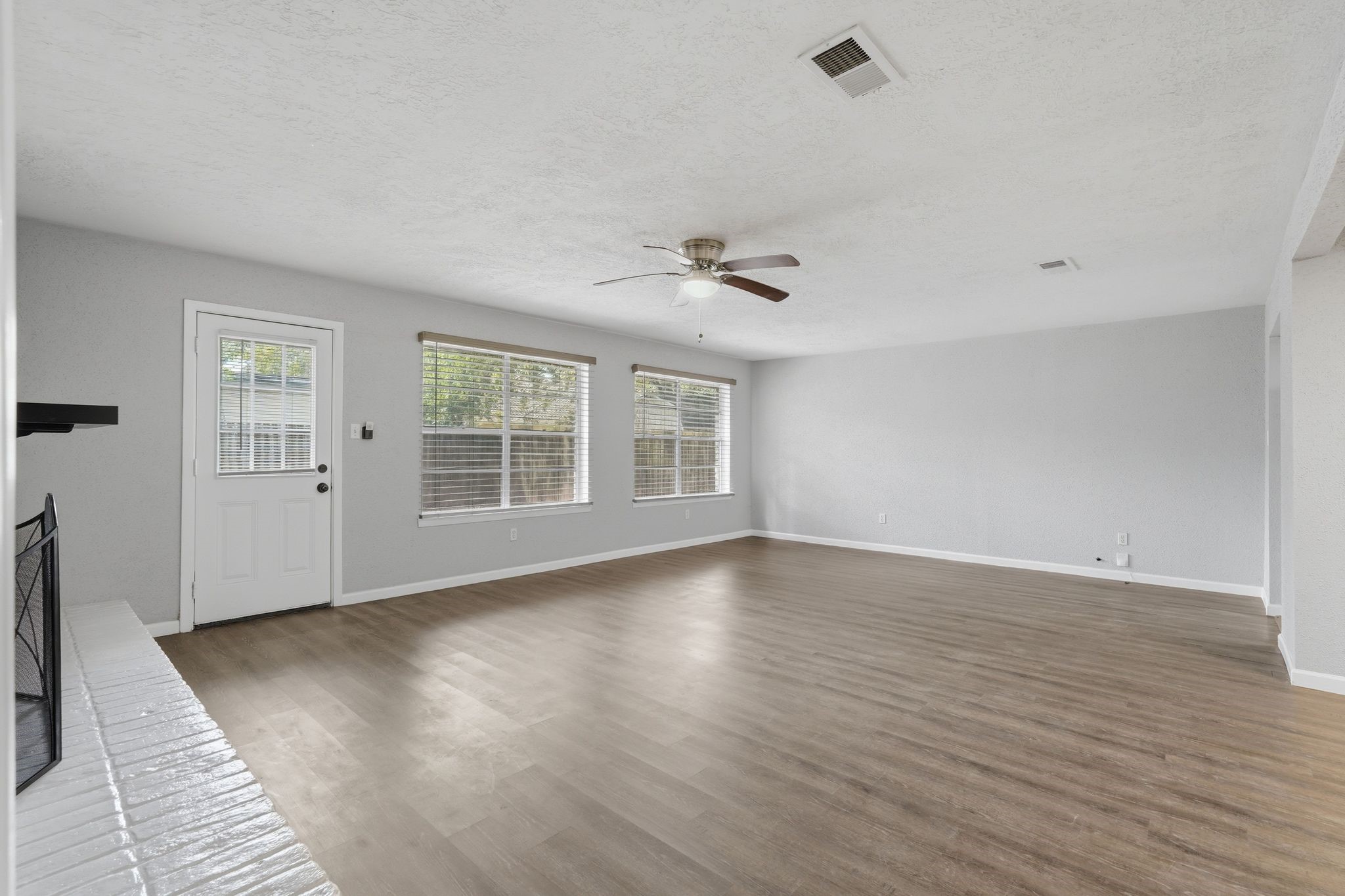 5531 Maplegate Drive Property Photo 14