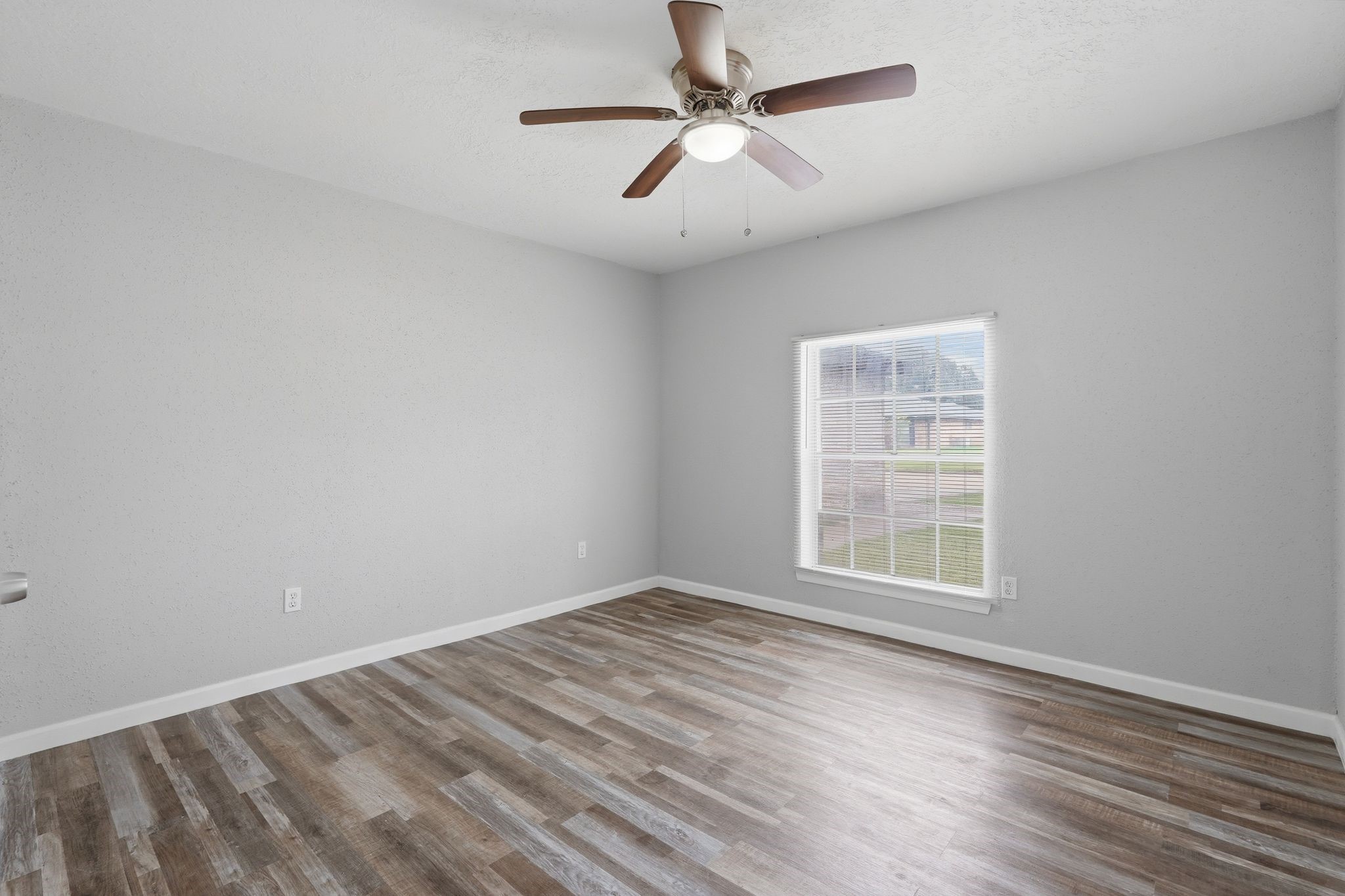 5531 Maplegate Drive Property Photo 28