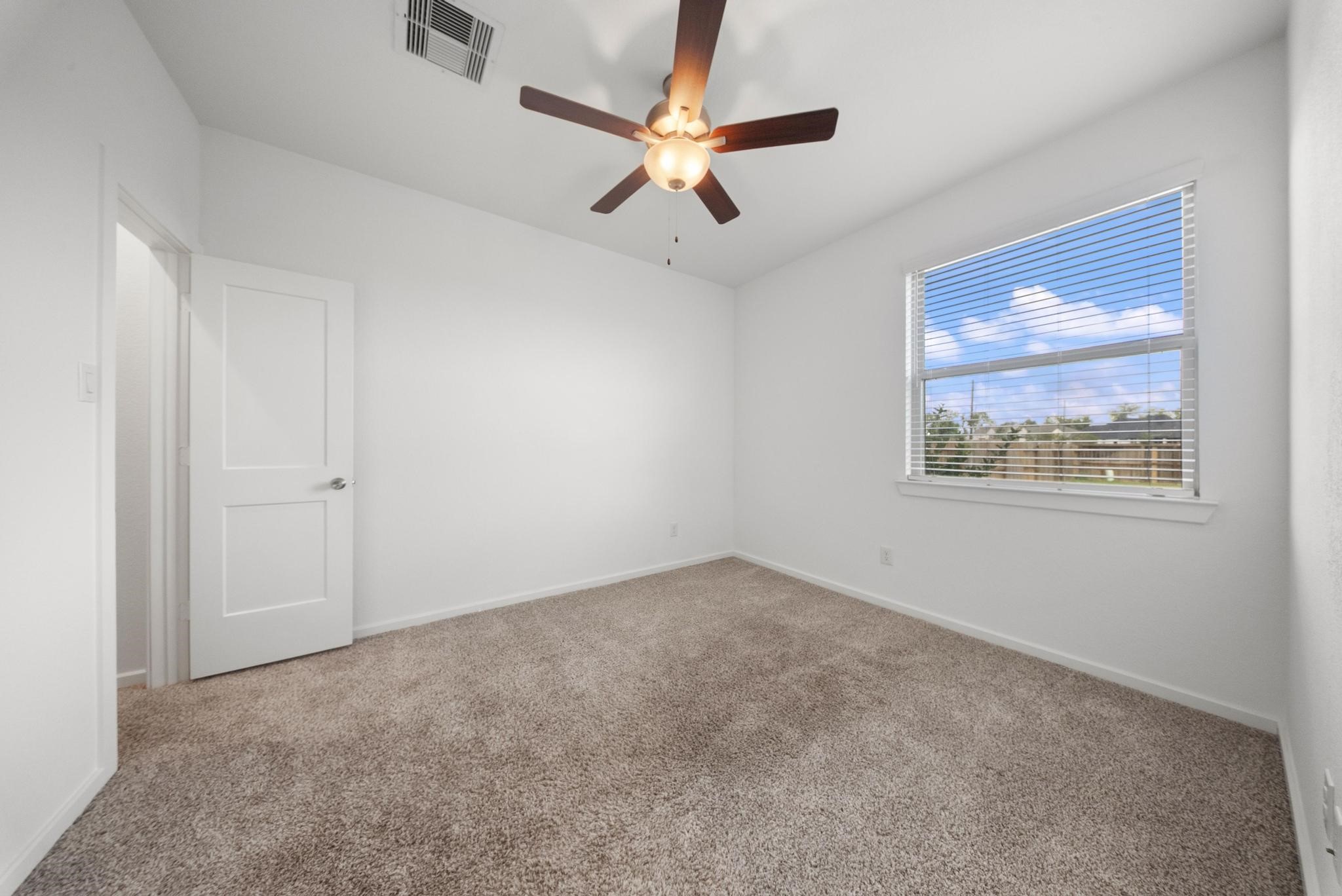 1615 Rustling Creek Drive Property Photo 19