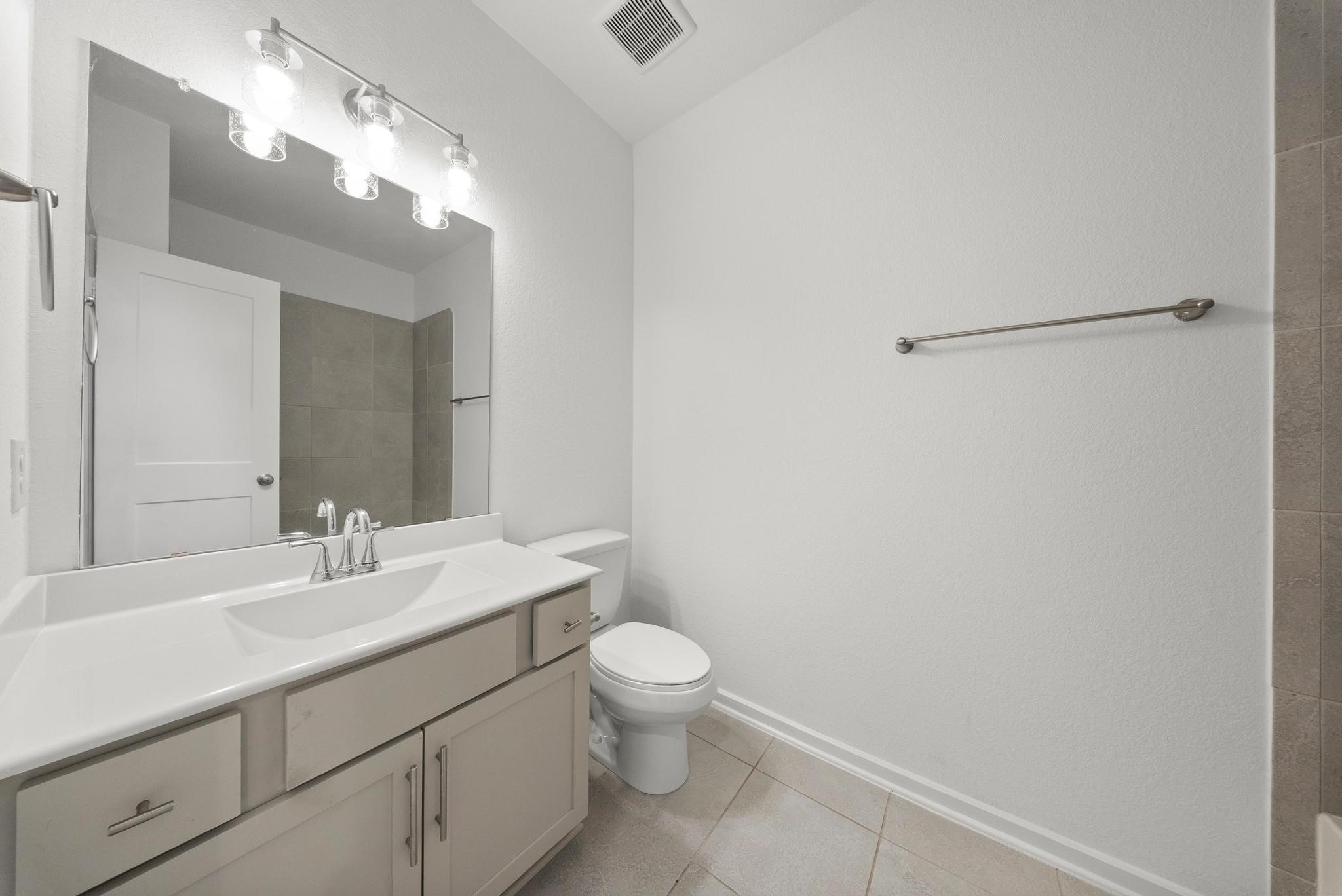 1615 Rustling Creek Drive Property Photo 20