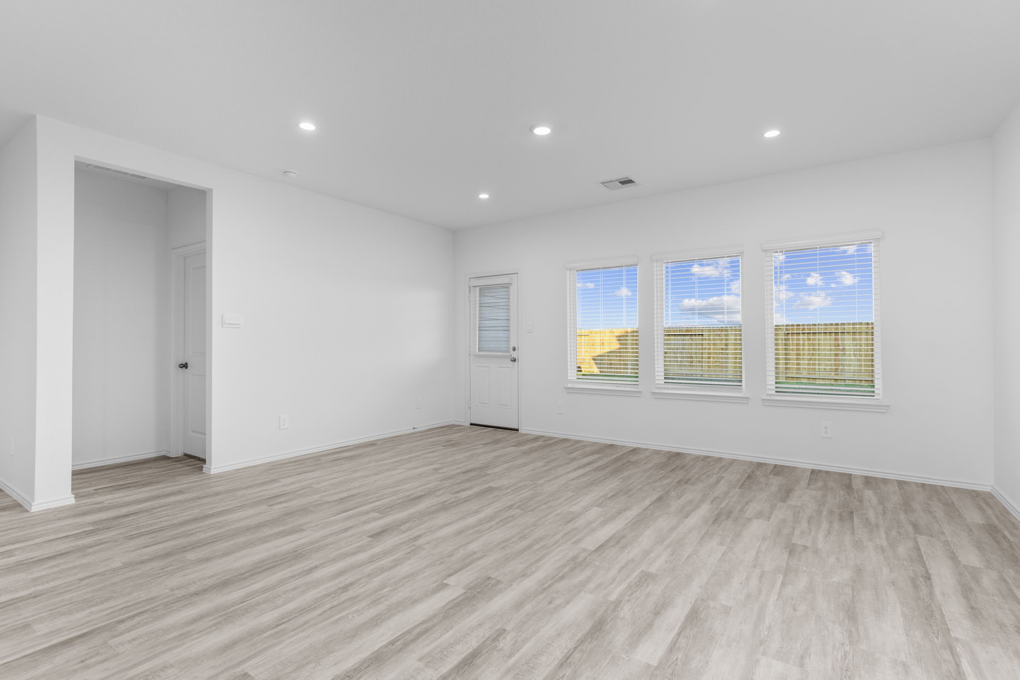 7930 Marconi Corsco Drive Property Photo 15