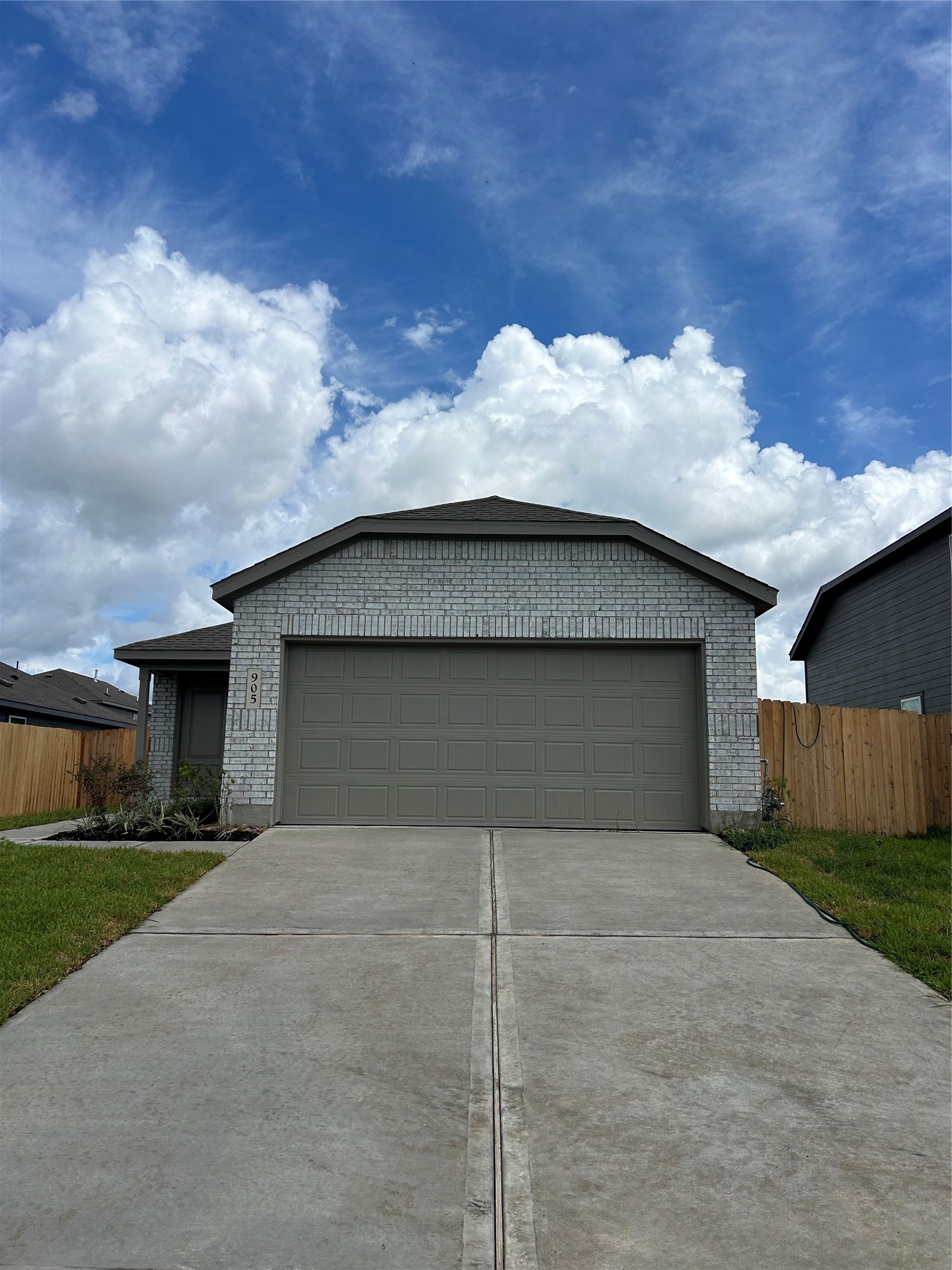 905 Constitution Drive Property Photo 1