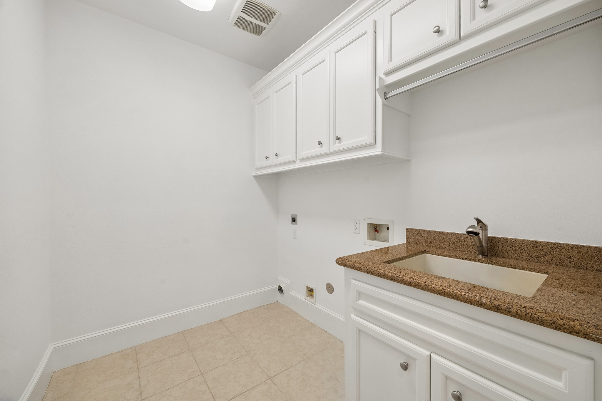 3928 Milton Street Property Photo 34