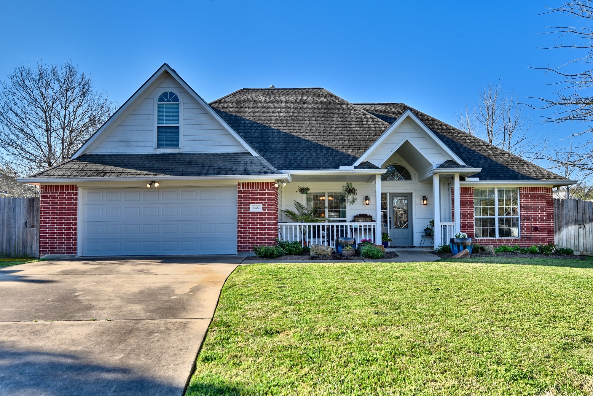1402 Yager Drive Property Photo