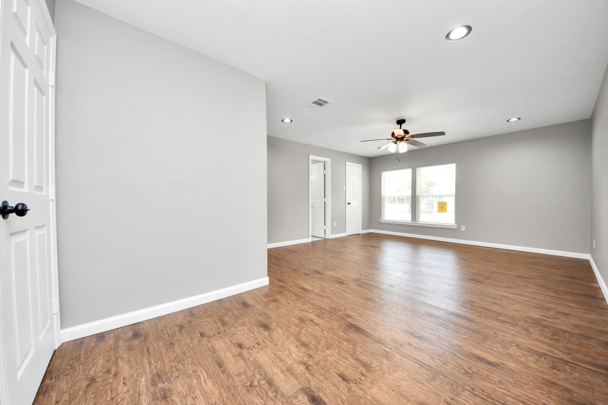5743 Newquay Street Property Photo 20