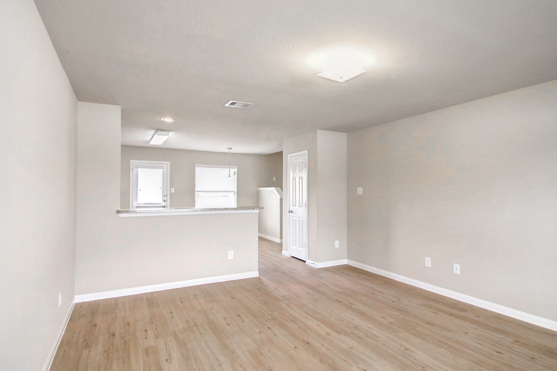 2403 Thorney Court Property Photo 6