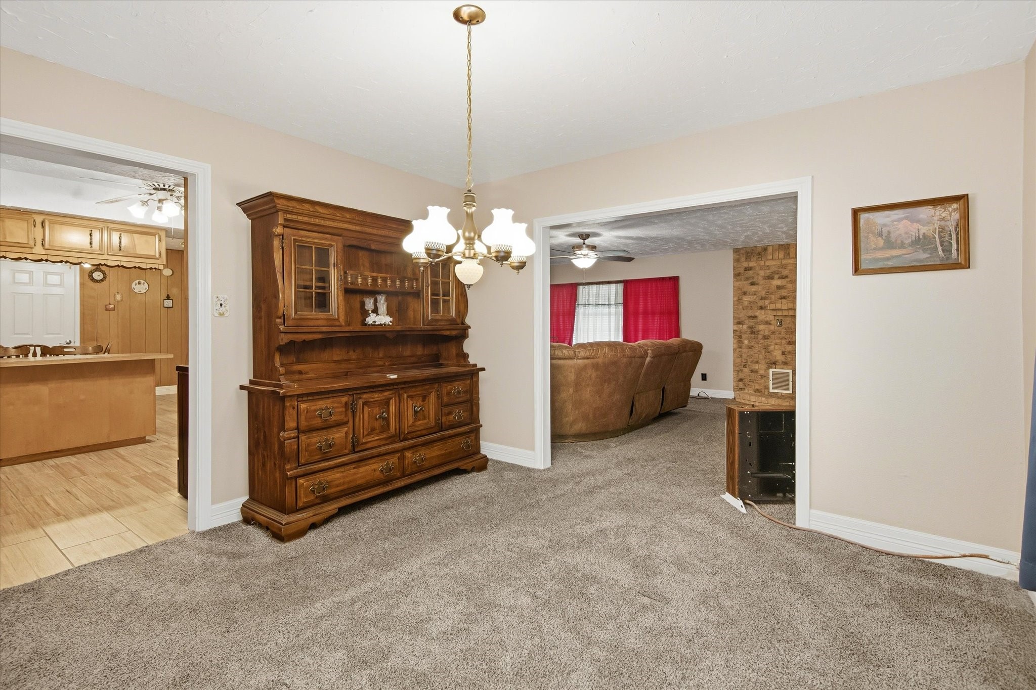 411 County Road 2298 Property Photo 11