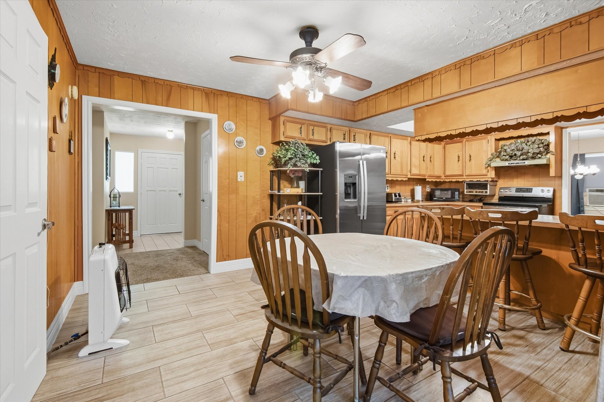 411 County Road 2298 Property Photo 18