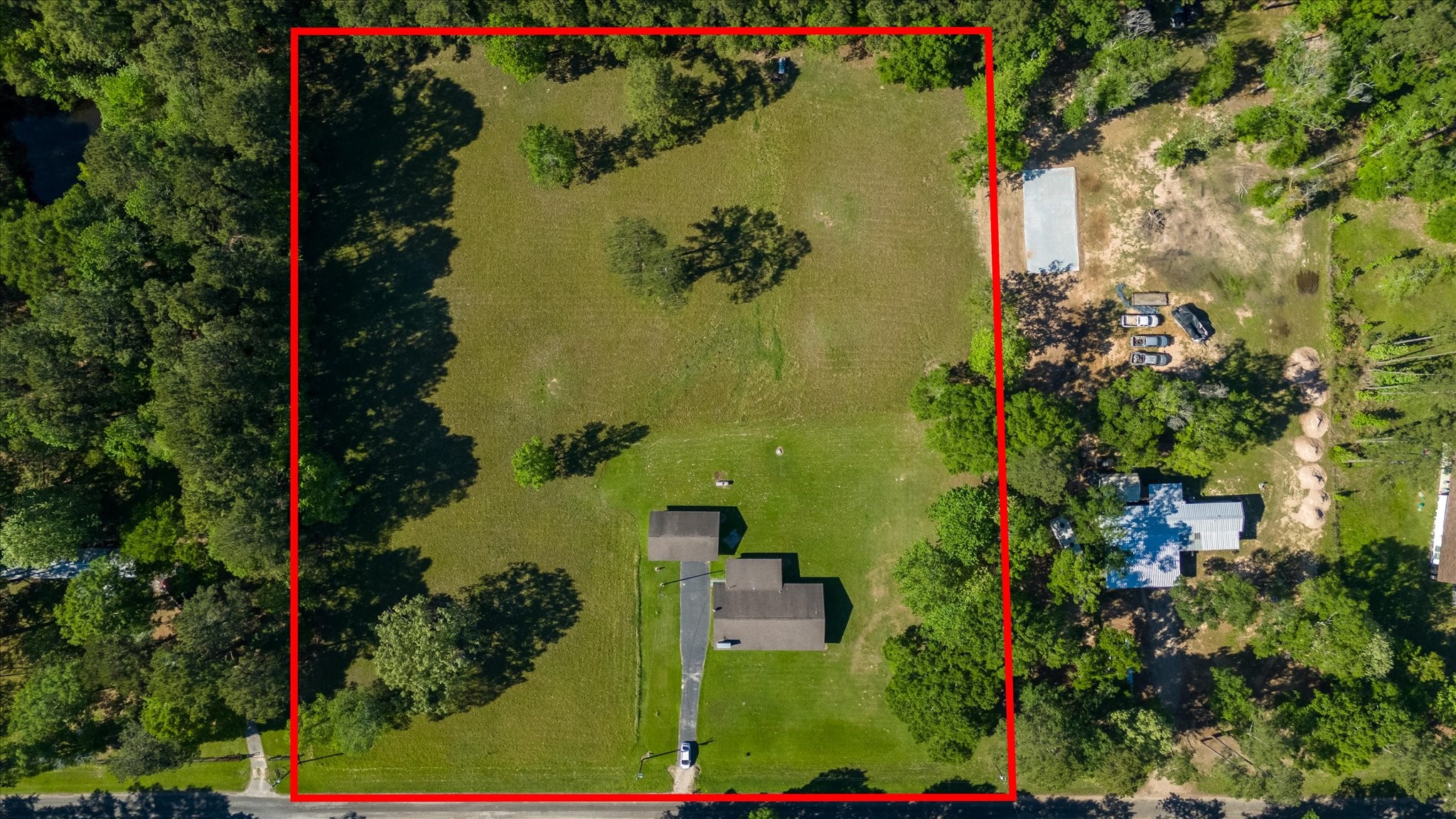 411 County Road 2298 Property Photo 42