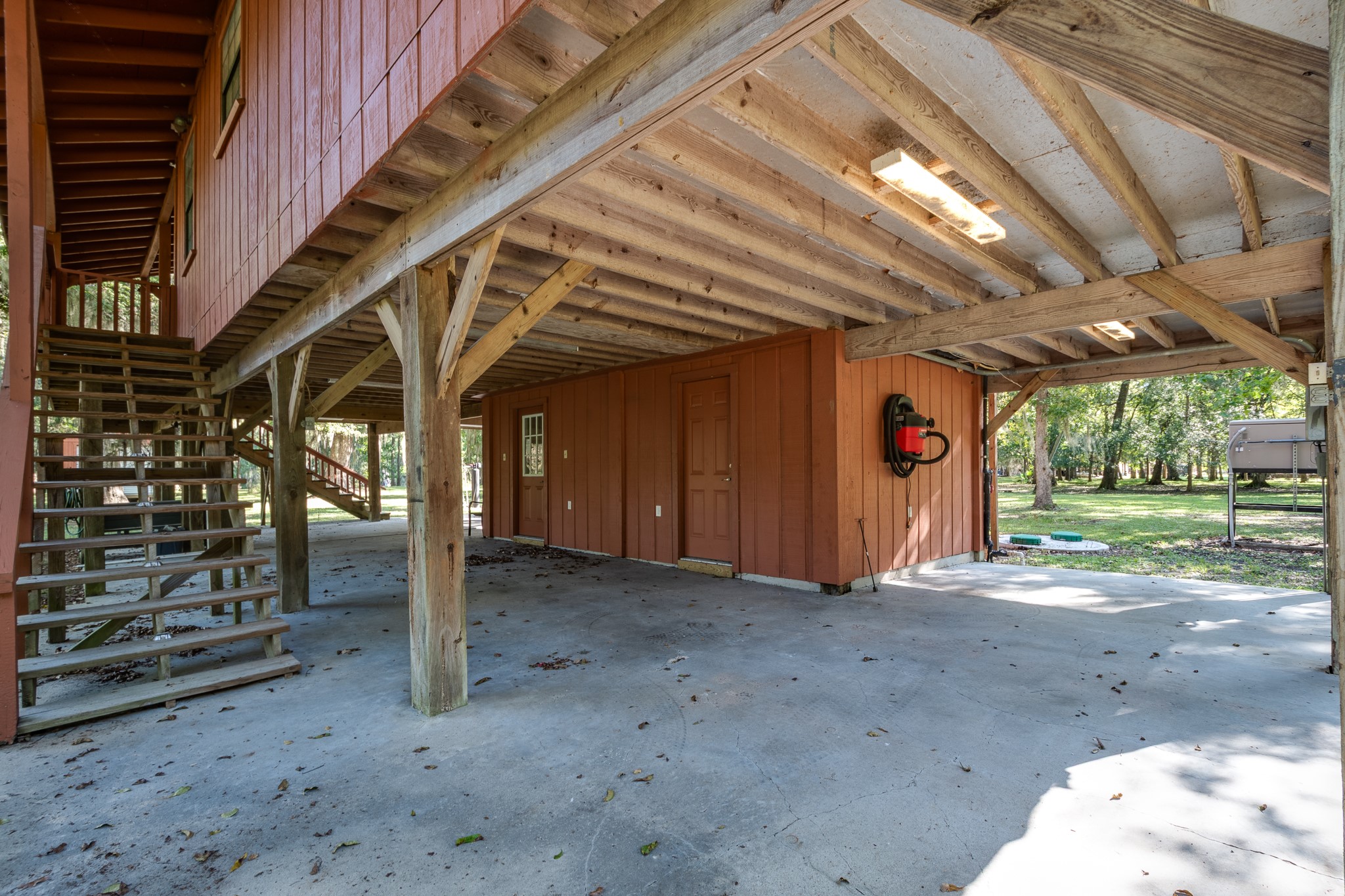 239 Ferguson Drive Property Photo 28