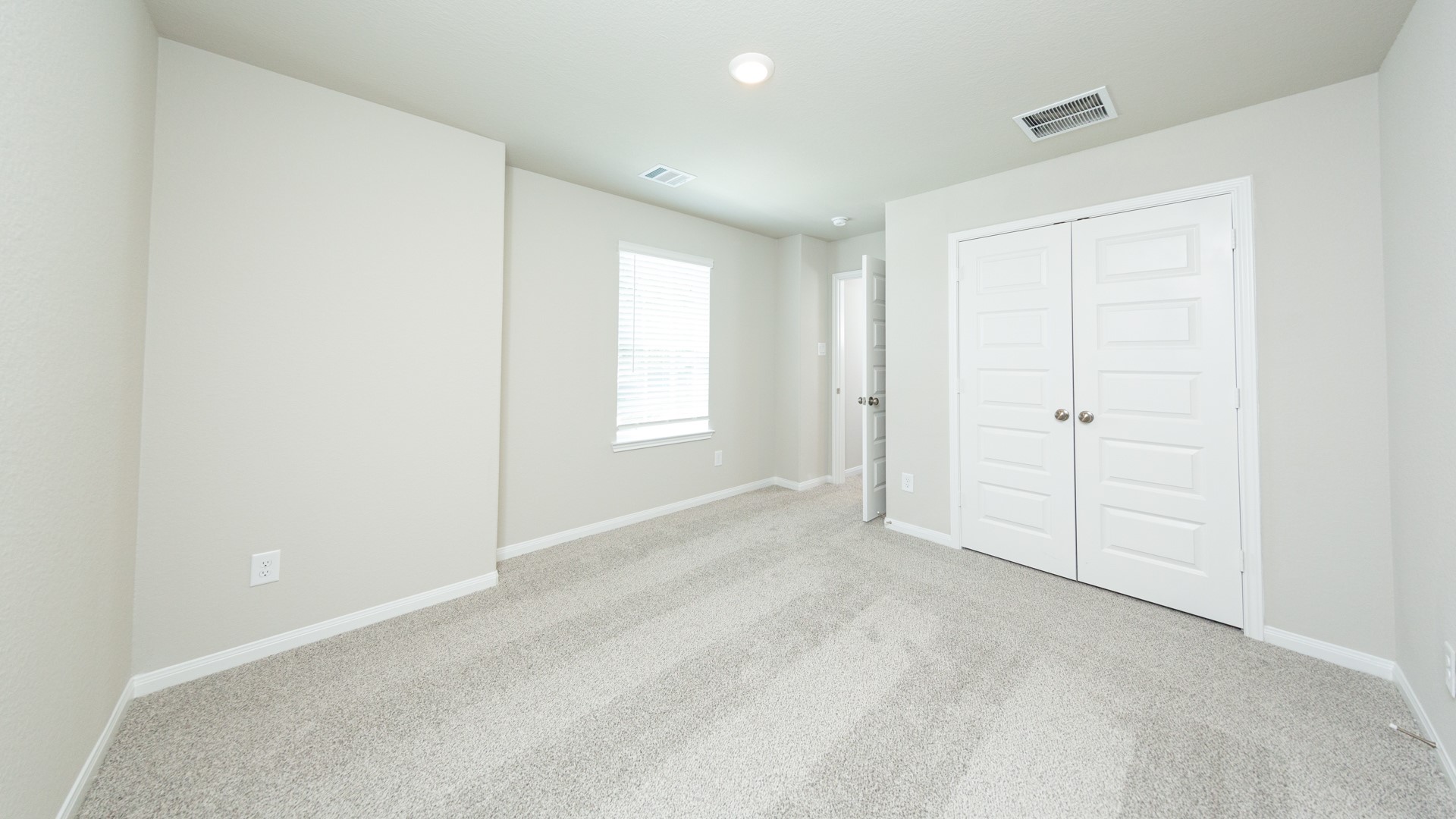 622 Pine View Circle Property Photo 13