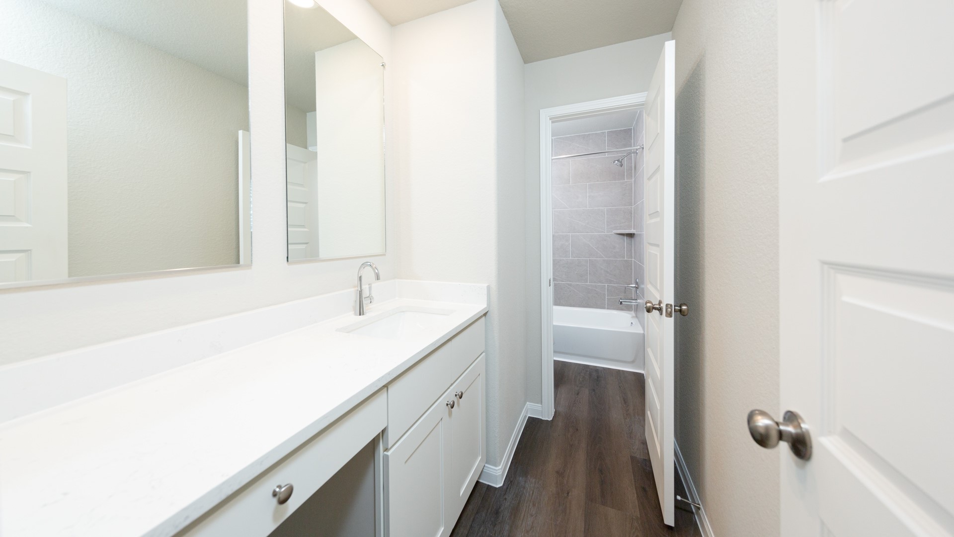 622 Pine View Circle Property Photo 14
