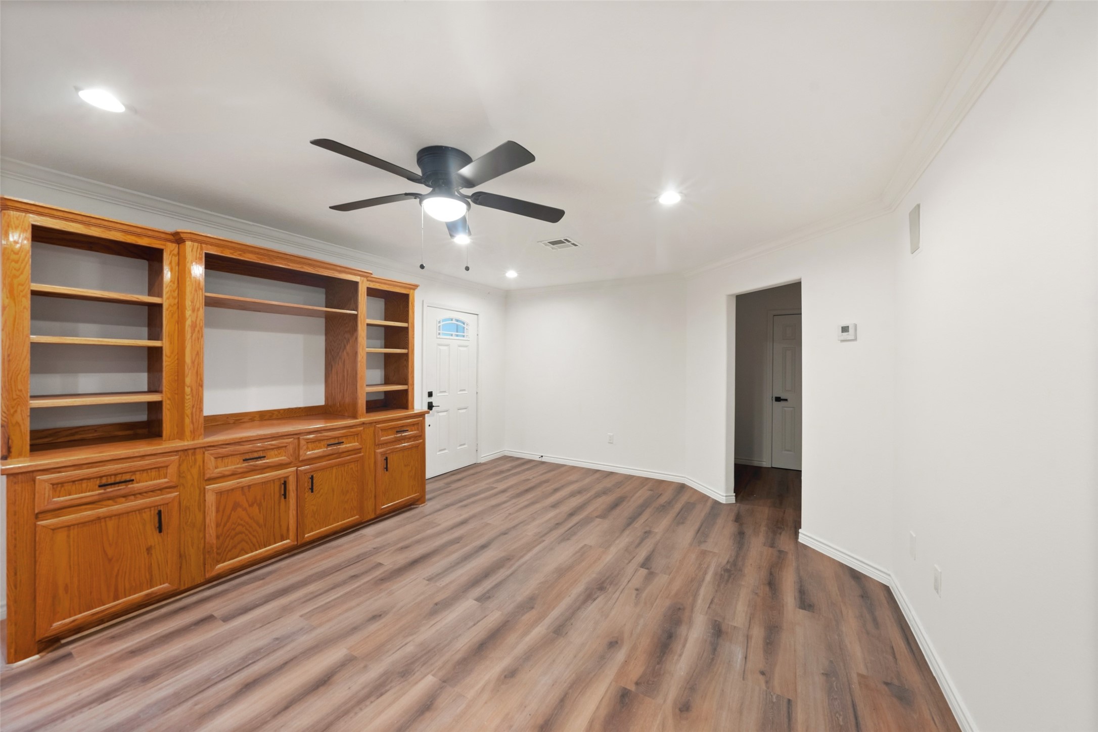 27 Deerfield Road Property Photo 5
