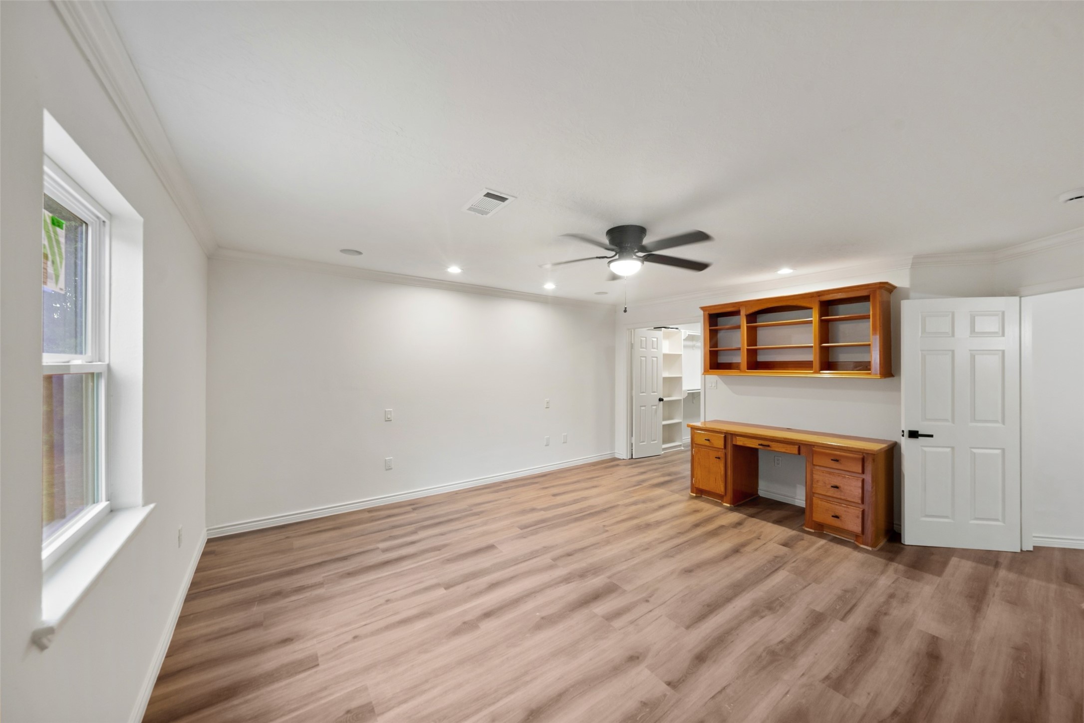 27 Deerfield Road Property Photo 13