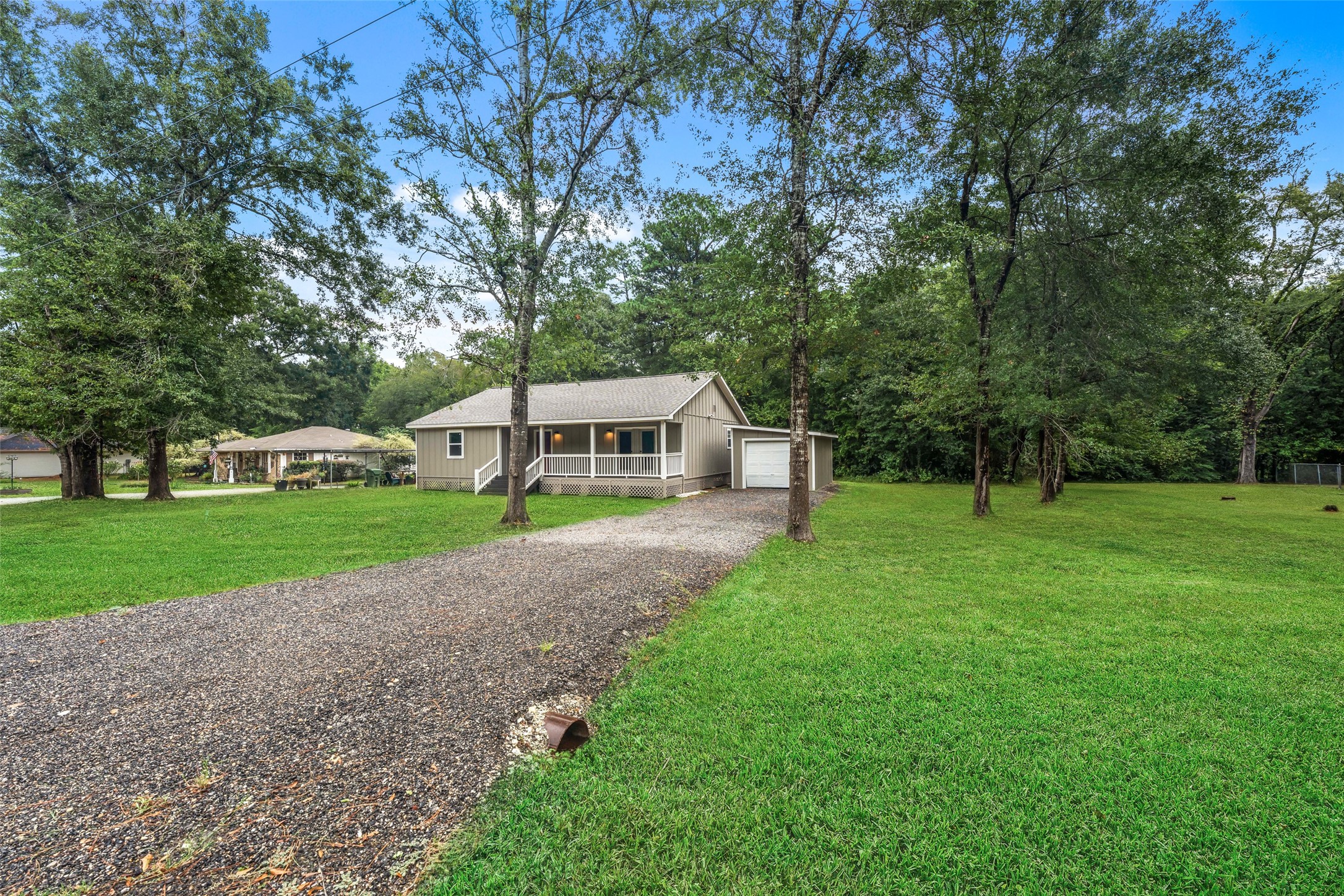 27 Deerfield Road Property Photo 18