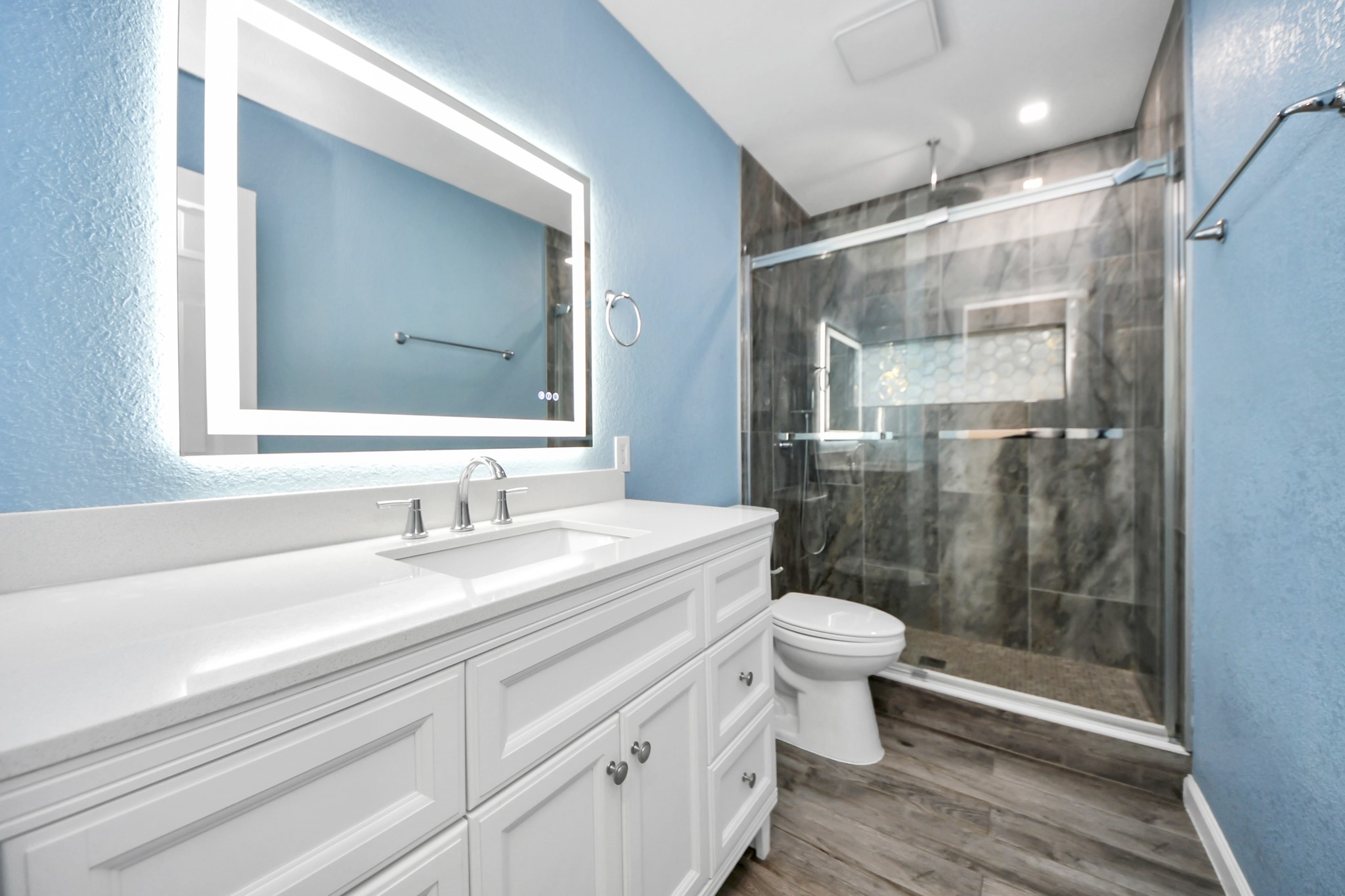 12543 La Rochelle Drive Property Photo 14