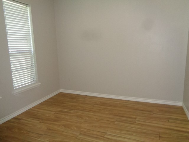 21722 Tophill Drive Property Photo 11