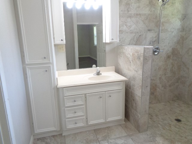21722 Tophill Drive Property Photo 18