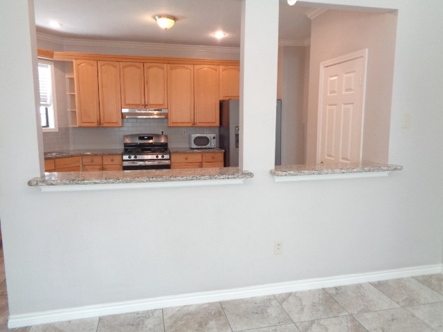 21722 Tophill Drive Property Photo 29