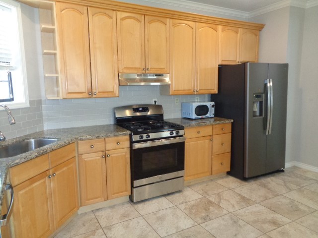 21722 Tophill Drive Property Photo 30