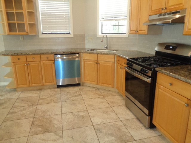 21722 Tophill Drive Property Photo 31