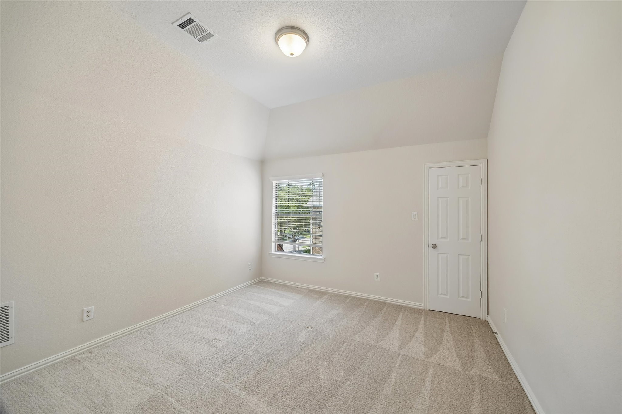 17402 Lake Chelan Lane Property Photo 28