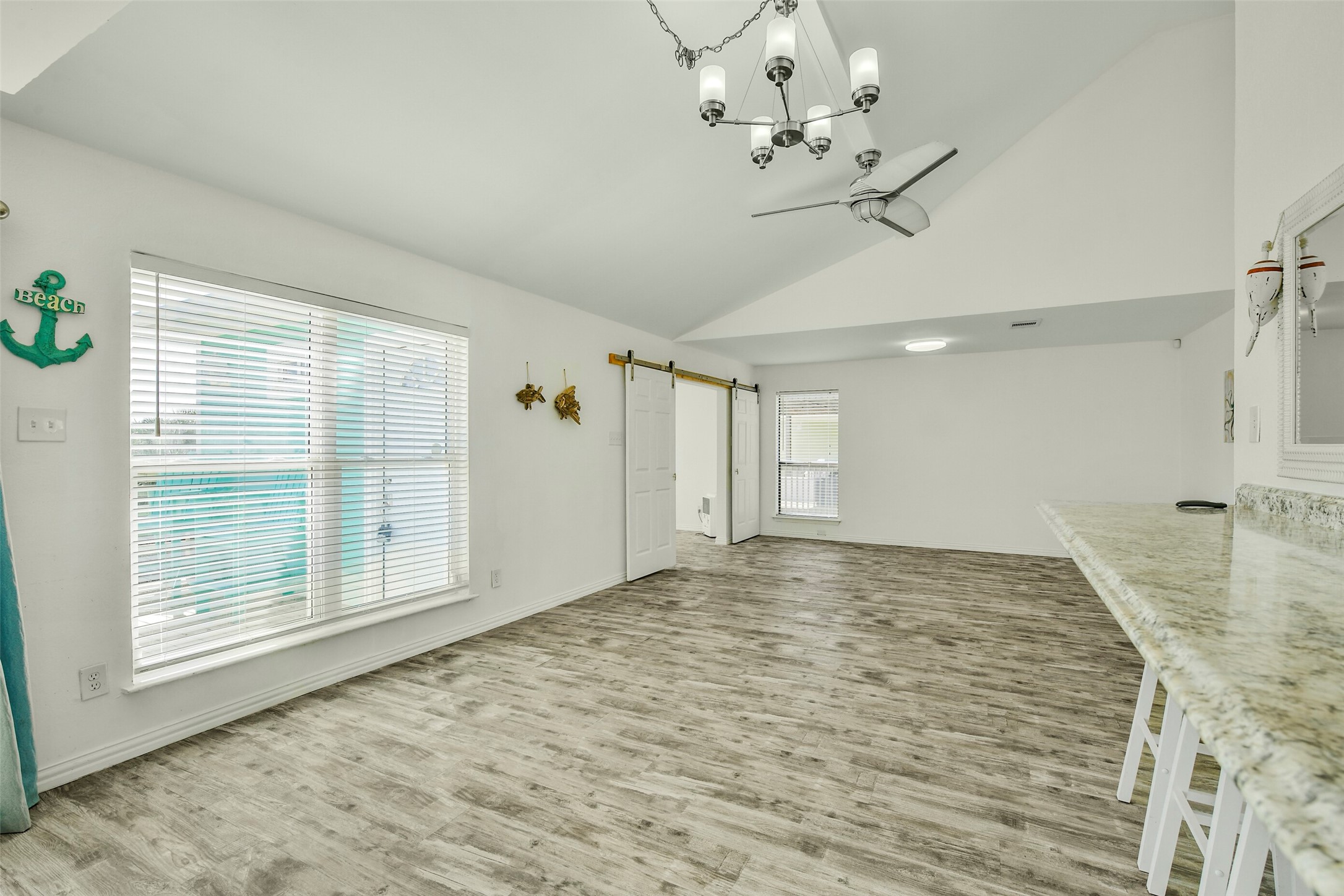 4214 Nueces Drive Property Photo 12