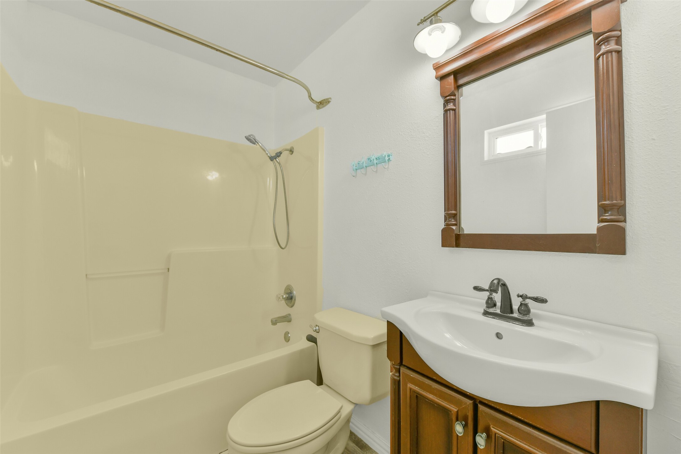 4214 Nueces Drive Property Photo 16