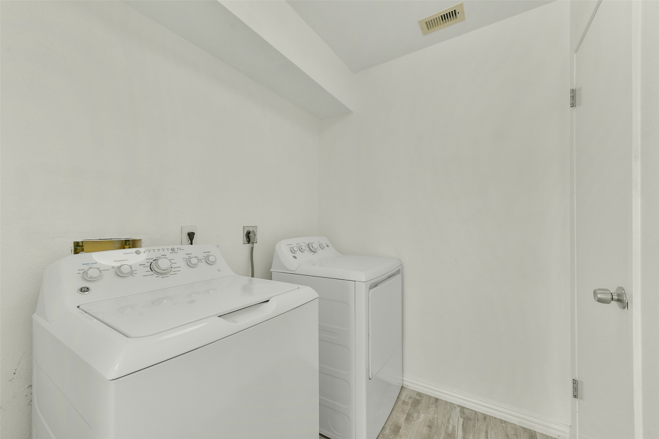 4214 Nueces Drive Property Photo 17