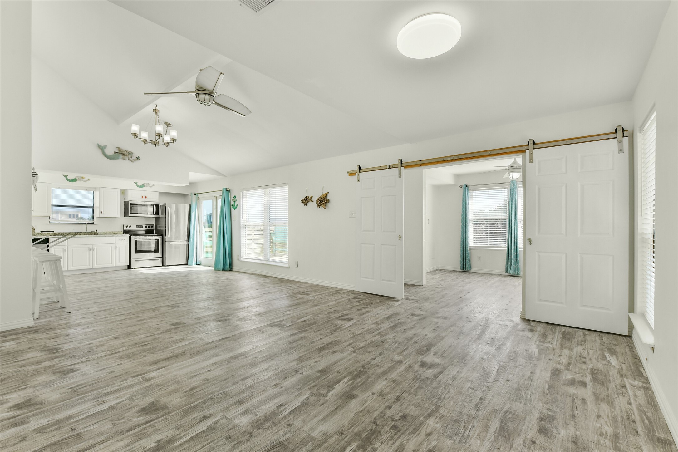 4214 Nueces Drive Property Photo 23